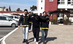 Adana'da tartıştığı kişiyi tabancayla öldüren berber ve kaçmasını sağlayan kuzeni tutuklandı