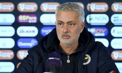 Fenerbahçe teknik direktörü Mourinho: Bence derbi galibiyeti almadan şampiyon olmak mümkün