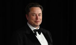 Elon Musk: "Hükümet, on milyonlarca gereksiz medya aboneliği yaptı"