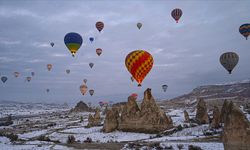 Kapadokya'da sıcak hava balon turuna kış engeli