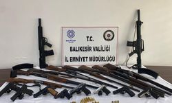 Balıkesir merkezli yasa dışı silah ticareti operasyonunda 7 zanlı yakalandı