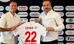 Antalyaspor, Hollandalı oyuncu Van de Streek ile sözleşme uzattı