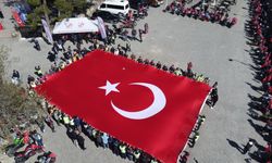 Ertuğrul Gazi Türbesi'nden alınan toprak ve Türk bayrağı Çanakkale'ye gönderildi