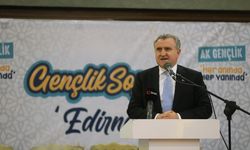 Gençlik ve Spor Bakanı Bak, Edirne'de iftarda gençlerle buluştu