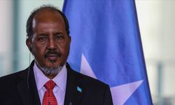 Somali Cumhurbaşkanı Mahmud'un konvoyuna bombalı saldırı düzenlendi