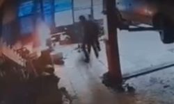 Sobaya benzin döktü, parlayan alevden son anda kurtuldu