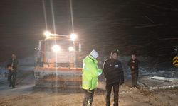 Kayseri'de kar ve tipi nedeniyle yollarda mahsur kalan 385 kişi tesislerde misafir ediliyor