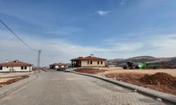 Adıyaman'daki köy tipi afet evlerine yerleşen depremzedeler mutlu