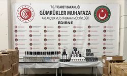 Kapıkule'de tırda 46 bin 761 elektronik sigara ve 16 varil yasaklı kimyasal madde ele geçirildi