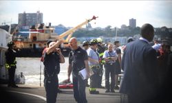New York'taki Hudson Nehri'ne helikopter düştü