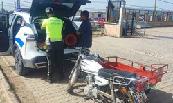 Motosikleti üzerine yatarak sürmüştü, yediği ceza motosikletin parasını geçti