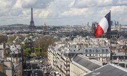 Fransız muhalif vekil, İsrail'in Paris Büyükelçiliğinin kapatılmasını istedi