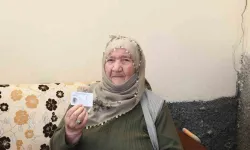Yozgat'ta 114 yaşındaki Makbule teyzeye doğum günü sürprizi