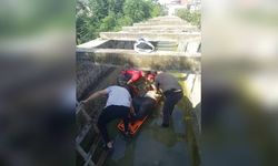 Mersin'de sulama kanalına düşen kişi kurtarıldı