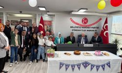 MHP'den top havuzuna alınmayan down sendromlu Mert'e doğum günü sürprizi