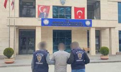 Çeşitli suçlardan aranan şahsı polis yakaladı
