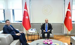 MHP Kayseri Milletvekili Ersoy, Ulaştırma ve Altyapı Bakanı Abdulkadir Uraloğlu'na ziyaret etti