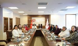 Bakan Göktaş, kadın belediye başkanlarıyla görüştü