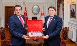 Adalet Bakanı Tunç, Kuzey Kıbrıs Türk Cumhuriyeti İçişleri Bakanı Dursun Oğuz ile görüştü