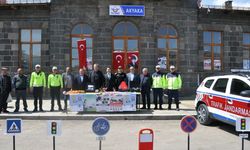 Kars Akyaka’da Karayolu Trafik Haftası Etkinlikleri Sürüyor
