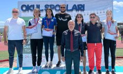 Sude Naz Bayar, Sivas’taki Türkiye Atletizm Şampiyonası’nda Türkiye Şampiyonu Oldu