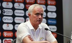 Jose Mourinho: "Başkan röportajında benim kalmamı istediğini belirtiyor, kendisi bana güveniyor"