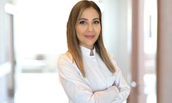"Güneş kremini dışarı çıkmadan en geç 20 dakika önce sürün"