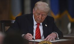Trump, vergi indirimi tasarısı için Kongredeki Cumhuriyetçilerle bir araya geldi
