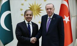Pakistan Başbakanı Şerif, desteği nedeniyle Cumhurbaşkanı Erdoğan'a minnetlerini sundu