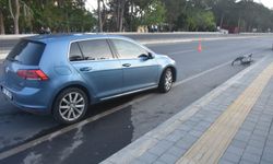 Mersin'de otomobilin çarptığı bisikletli çocuk ağır yaralandı