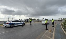 Antalya'da ağaca çarpan motosikletin sürücüsü hayatını kaybetti