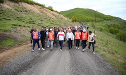 Bingöl'de 19 Mayıs Atatürk'ü Anma, Gençlik ve Spor Bayramı dolayısıyla doğa yürüyüşü düzenlendi