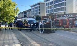 Bursa'da ihbardan dönen polis aracının devrildiği kazada 5 kişi yaralandı