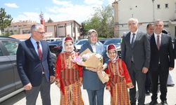 Ankara'da "Türkiye Yüzyılı'nda Anne ve Baba Olmak" konulu konferans düzenlendi