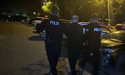 Esenyurt'ta baba tartıştığı oğlunu silahla yaraladı
