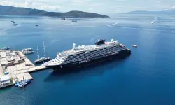 Bodrum'a "Explora I" isimli dev kruvaziyerle 590 yolcu geldi