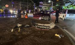 Bursa'da taksi ile otomobilin çarpıştığı kazada 7 kişi yaralandı