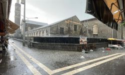 Diyarbakır’da Sağanak, Dolu ve Kuvvetli Rüzgar Hayatı Olumsuz Etkiledi
