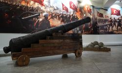İzmir'de "Taş Baltadan SİHA'ya" sergisi açıldı