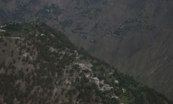 Pakistan, Hindistan'ın iddialarını çürütmek için gazetecileri Keşmir sınırına götürdü
