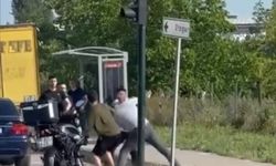 Trafik durdu yumruklar havada uçuştu