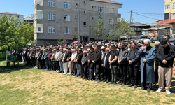 Sultangazi'de ormanda kaybolduktan sonra ölü bulunan demans hastasının cenazesi defnedildi