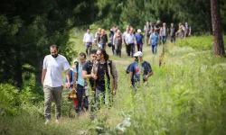 Kütahya'da gençler "tarihi göç yolu"nda yürüyüş yaptı