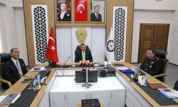 Erzurum Valisi Çiftçi "sahipsiz köpek sorunu üzerinde hassasiyetle duracaklarını" bildirdi