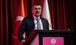 Bakan Tekin, GençTek "Akran Öğrenme ve Genç Bilişim Ekosistemi Zirvesi"ne katıldı