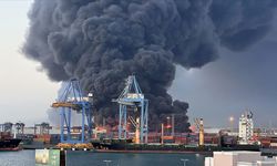 Sudan’ın Port Sudan kentinde patlama ve yangınlar meydana geldi