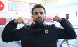 Ringlere dönen milli boksör Necat, dünya şampiyonluğu için ter döküyor