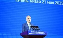 Bakan Uraloğlu, Çin’deki İpek Yolu Uluslararası Fuarı’nda konuştu