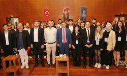 Doç. Dr. Ergül Halisçelik’ten gençlerle "sürdürülebilirlik" üzerine sohbet
