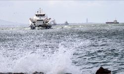 İzmir'de vapur seferleri iptal edildi